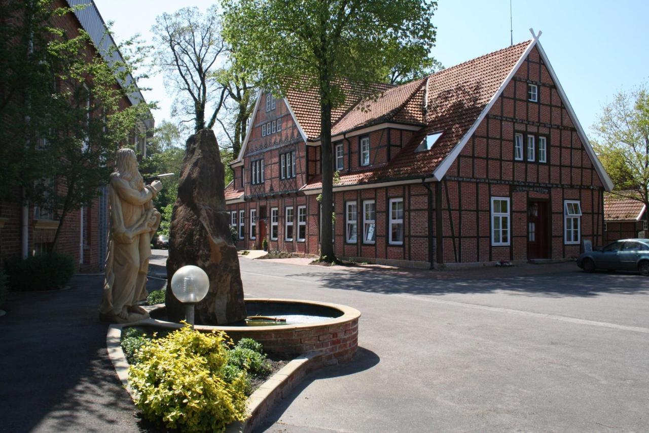 Отель Alte Kornbrennerei Gbr Furstenau  Экстерьер фото